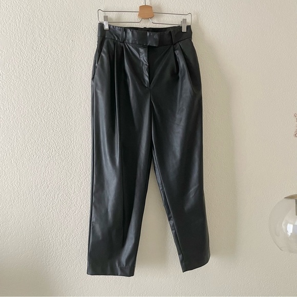 H&M faux leather straight wide leg pants high rise black Women’s size 6 petite - Picture 1 of 3